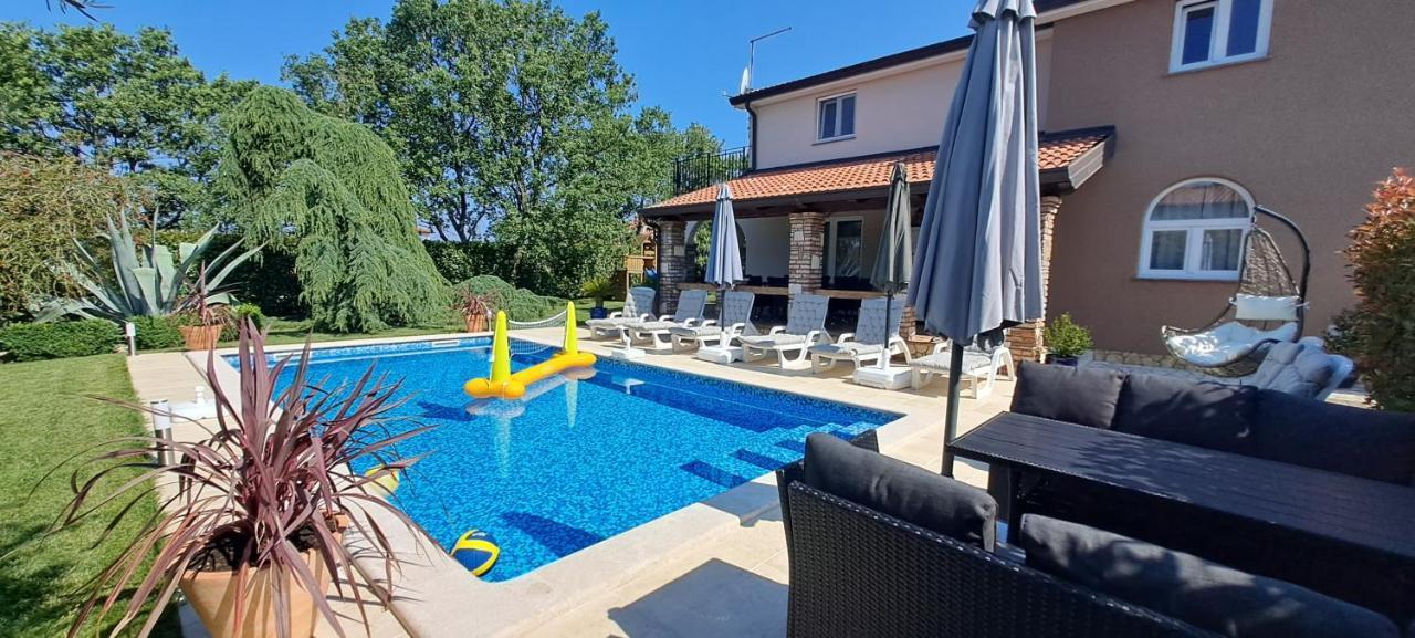 Villa Agava Умаг Екстер'єр фото
